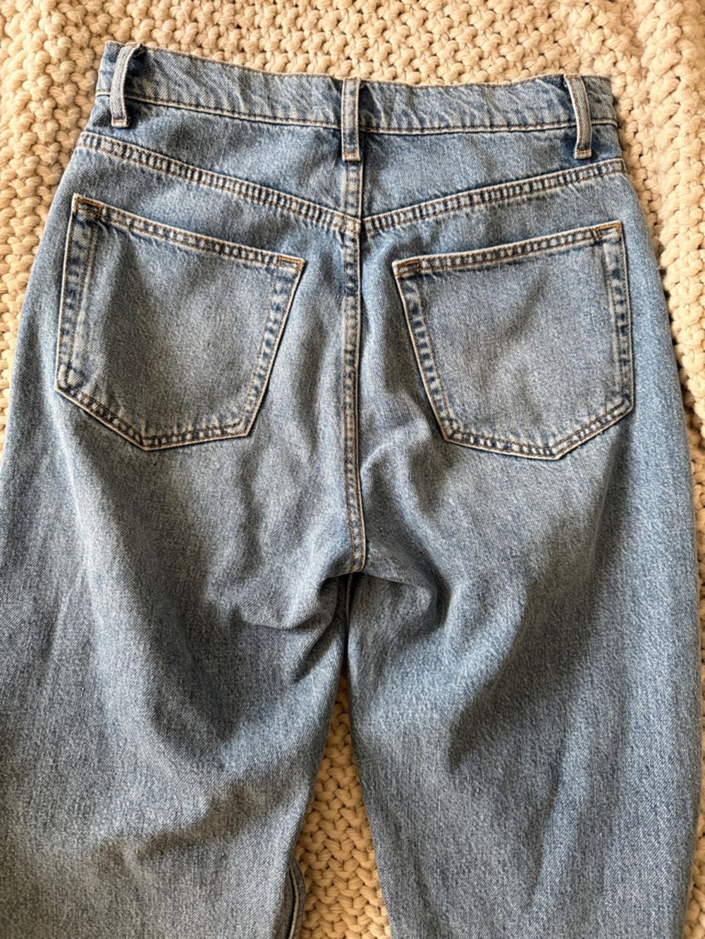 Reformation Rowe Mid Rise Relaxed Straight Jeans - Picture 3 of 5
